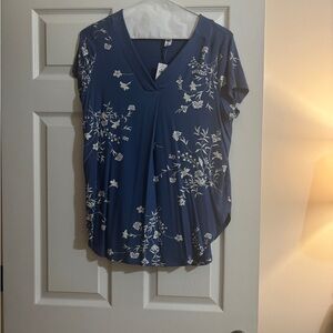 Old Navy Blue Floral V-Neck Blouse